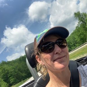 Meet your Posher, Cass